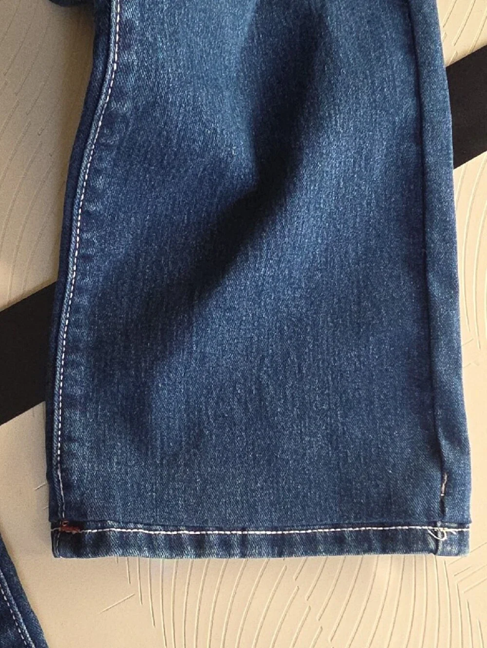 True Religion Men's Dark Blue Relaxed Straight-Leg Jeans 36x32 - Adjusted
